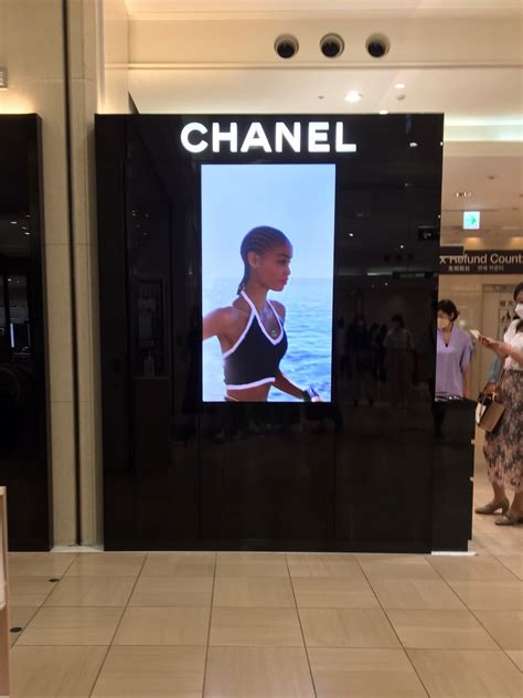 CHANEL フレグランス&ビューティ 大和香林坊店 .